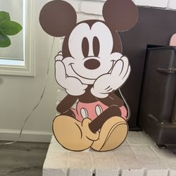Mickey Cut Out 