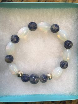 Moonstone and sodalite bracelet. Size 7 inches