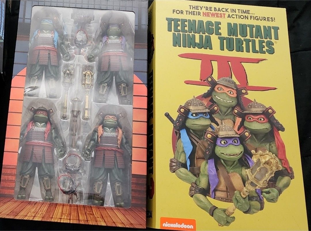 SDCC 2023 NECA EXCLUSIVE TEENAGE MUTANT NINJA TURTLES 4 PACK