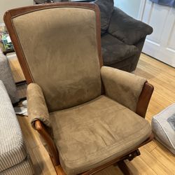 Brown Rocking chair With Ottoman 