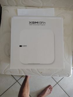 Xgimi Elfin 1080 Hd 800 Iso Lumens Projector. Brand New