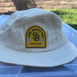 4 PADRES Bucket Hats
