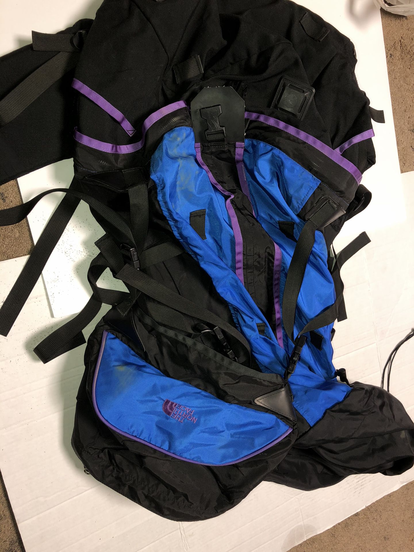 THE NORTH FACE Hiking Climbing Backcountry Backpack L