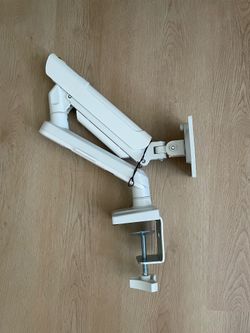 Monitor Arm