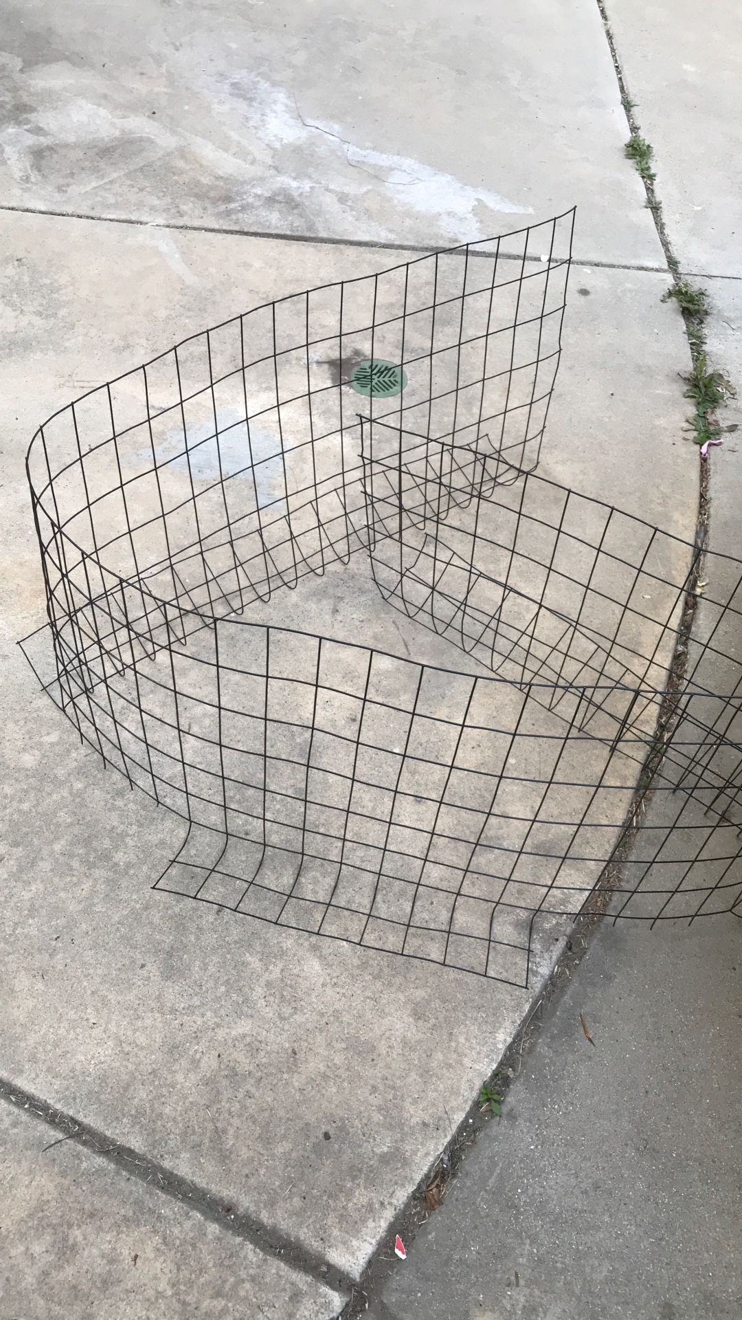 Metal Wiring Fence