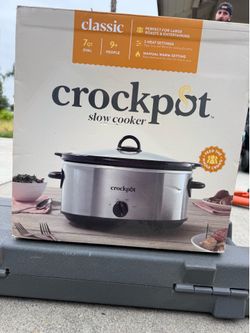 Brand new crockpot never used unopened