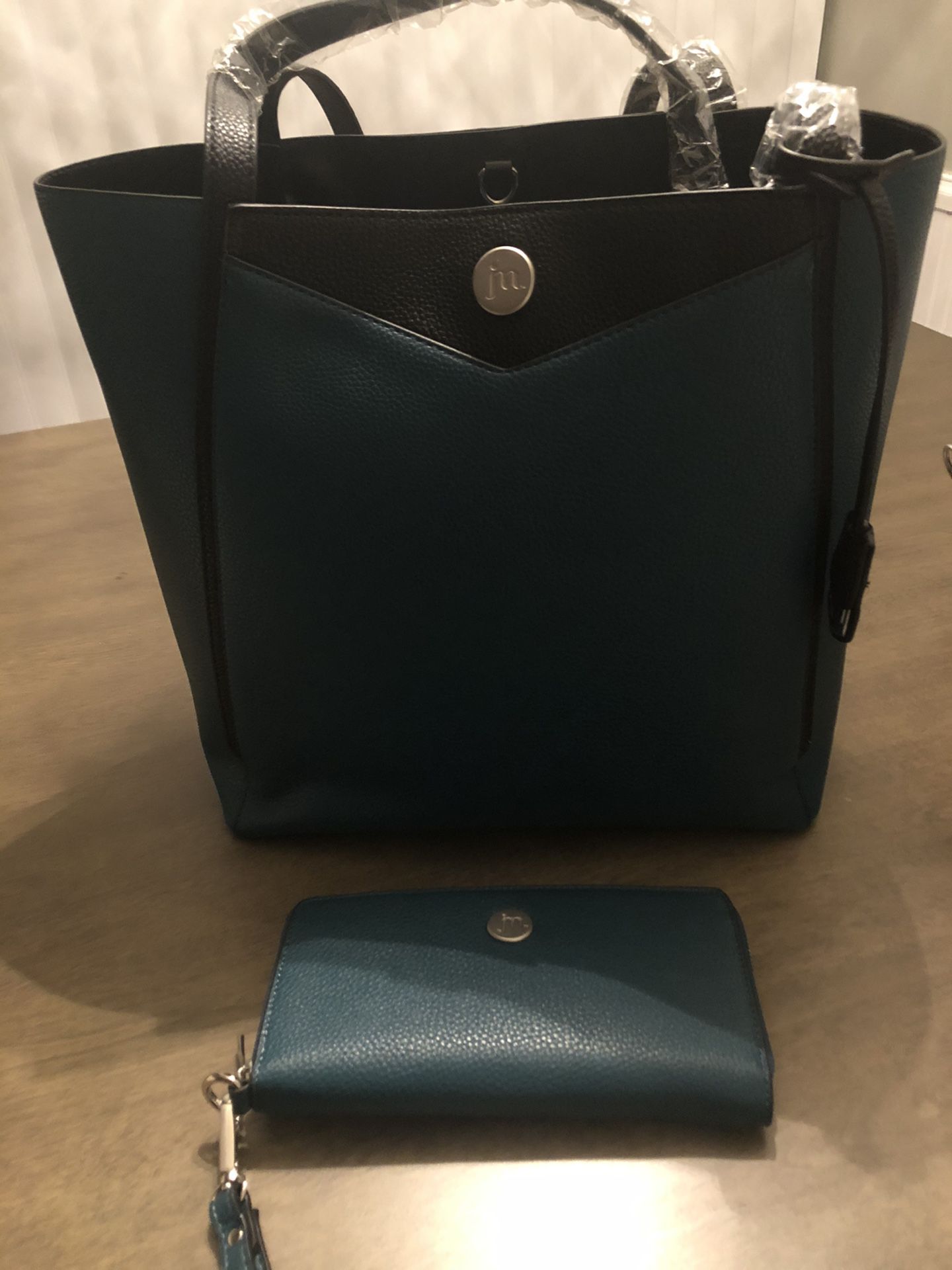 Jessica Moore purse/wallet