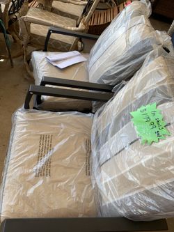 Bar height barstool set!! BargainMart Mableton 1330 veterans memorial Hwy Sw Mableton Ga 30126 open Tuesday to Friday 11am to 6pm Saturday 10am to 5p