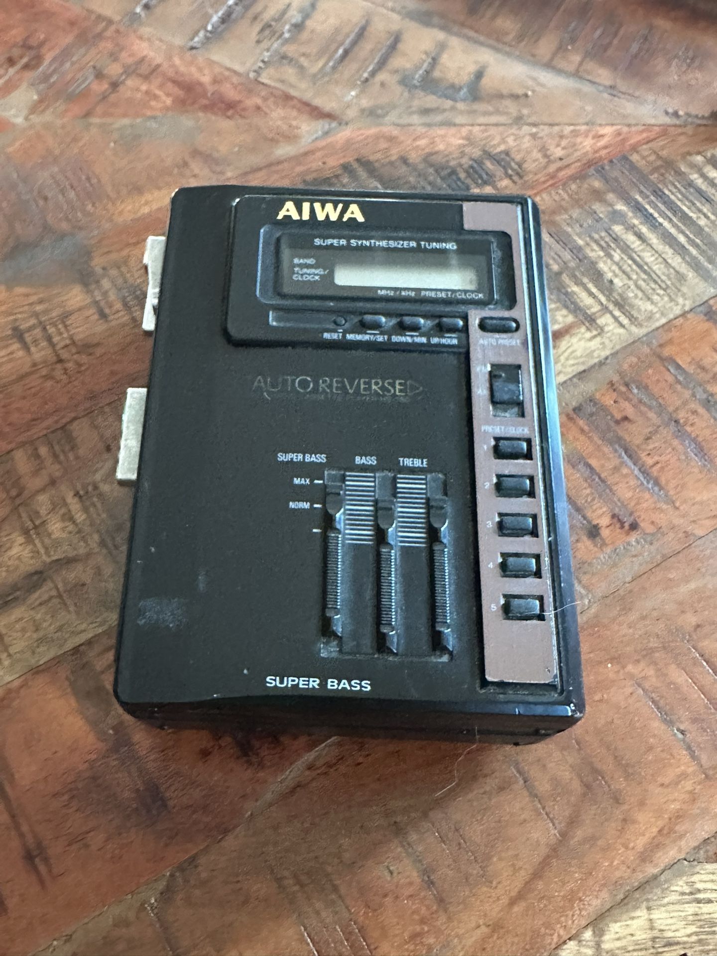 VTG AIWA HS-T50 Cassette Tape Stereo AM-FM Radio Walkman Player Tested & Works