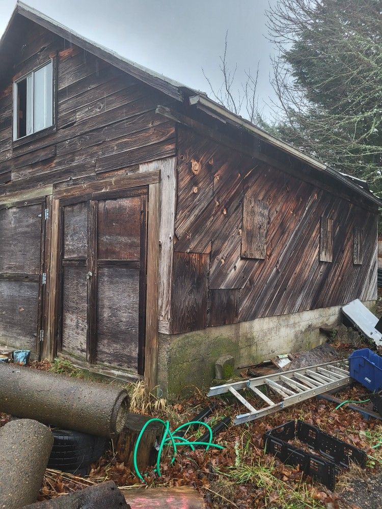 Old Barn/Shed