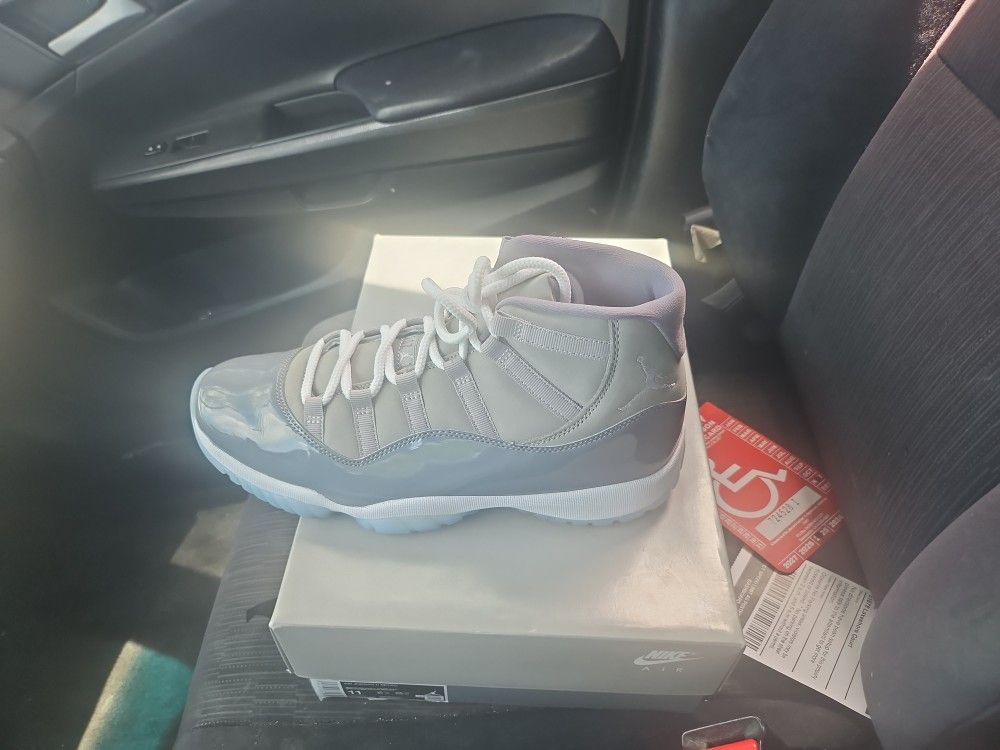 Jordan 11 Cool Grey
