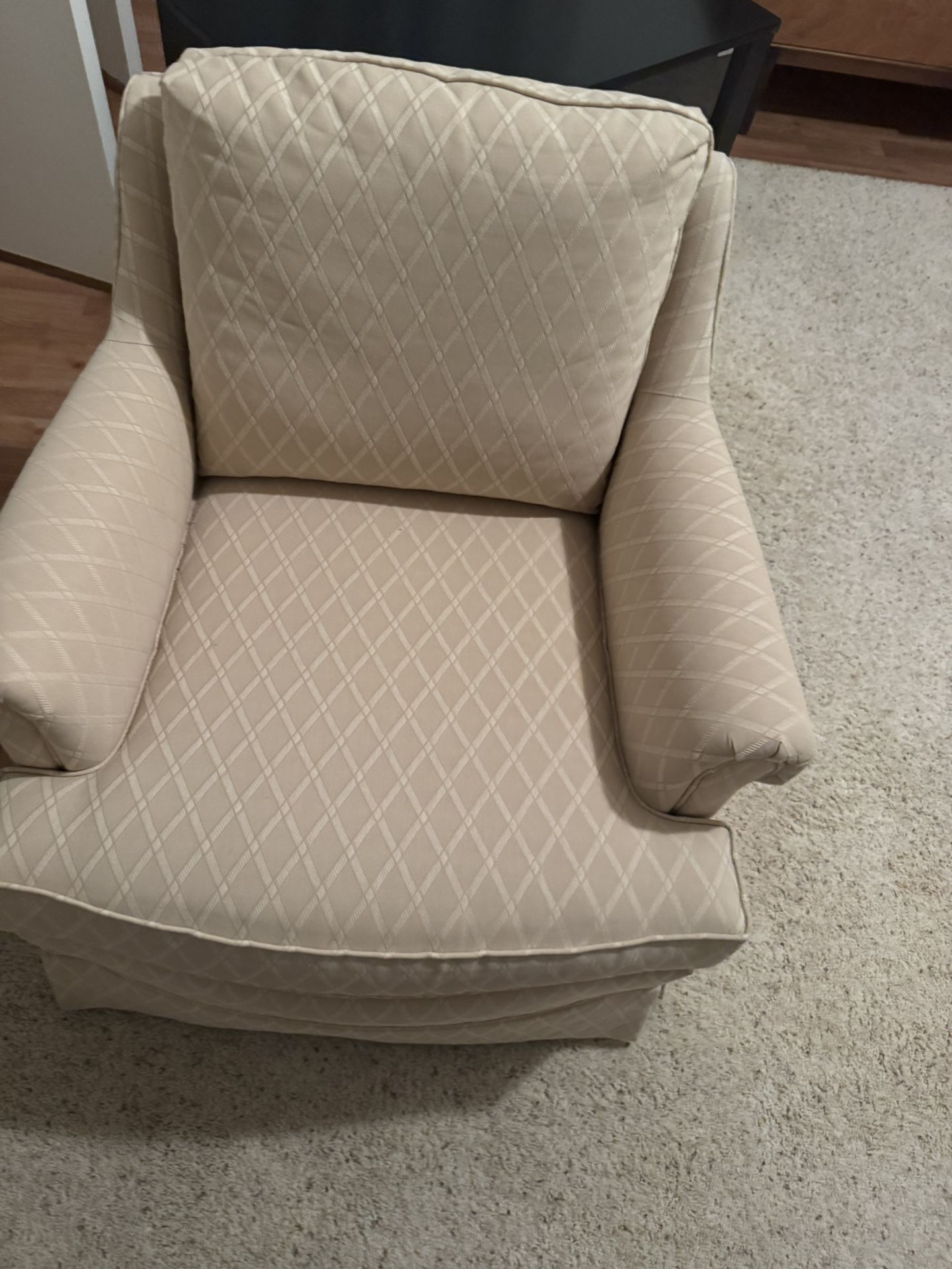 Drexel, Mid Century Modern White Patterned Chair