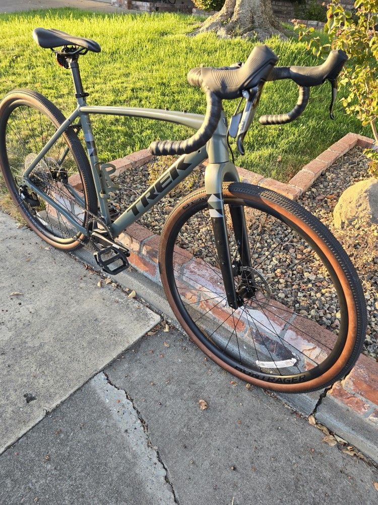 2024 Trek Checkpoint ALR 5- 54cm - 1x12 Gears