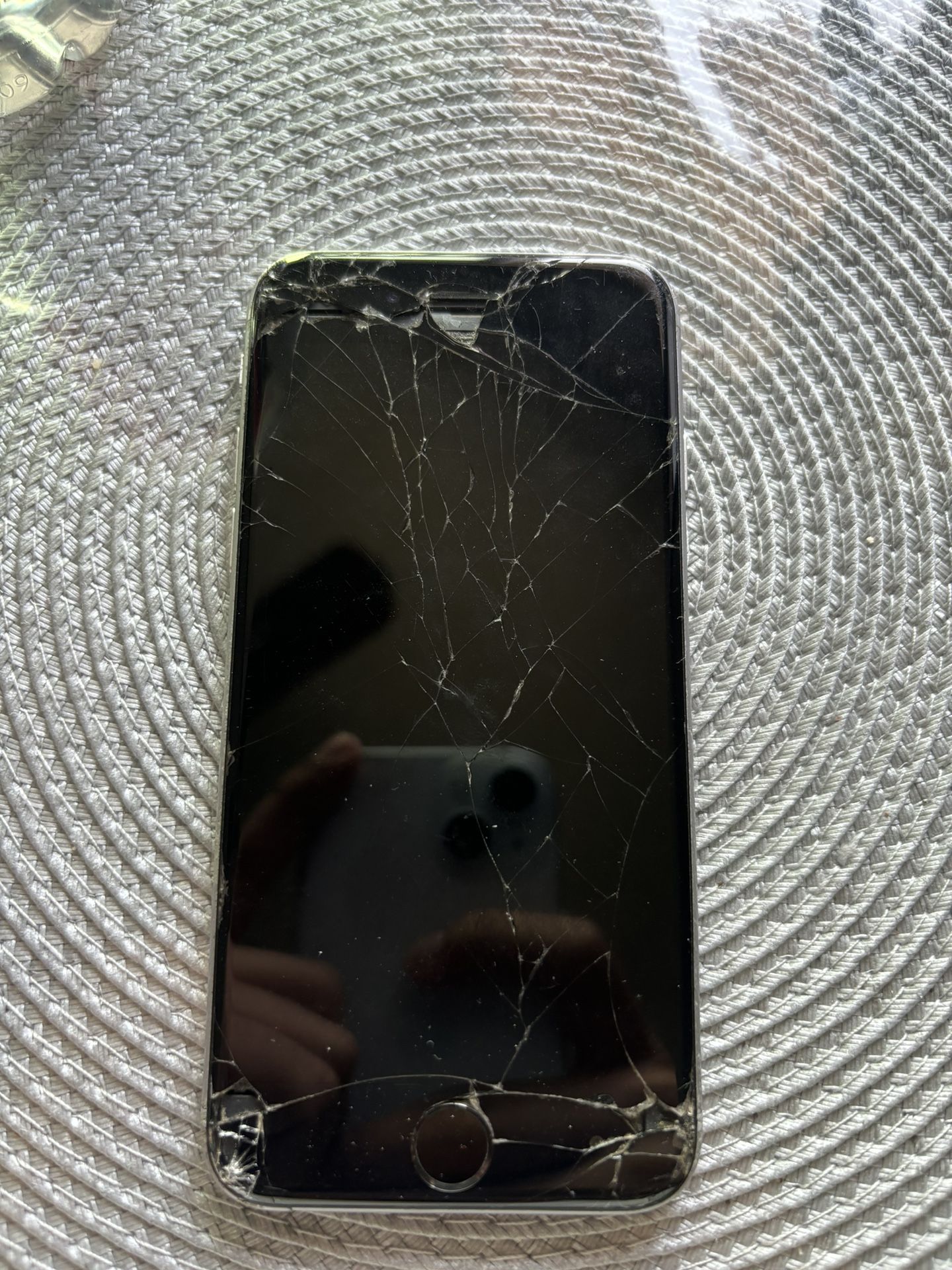 IPhone 6 Se !!