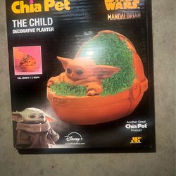 baby yoda chia pet