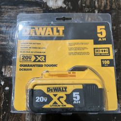 New DeWalt DCB205 XR 5AH 20 Volt MAX Lithium Ion Power Tool Battery