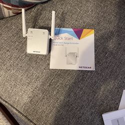 Net Gear Wifi Extender 