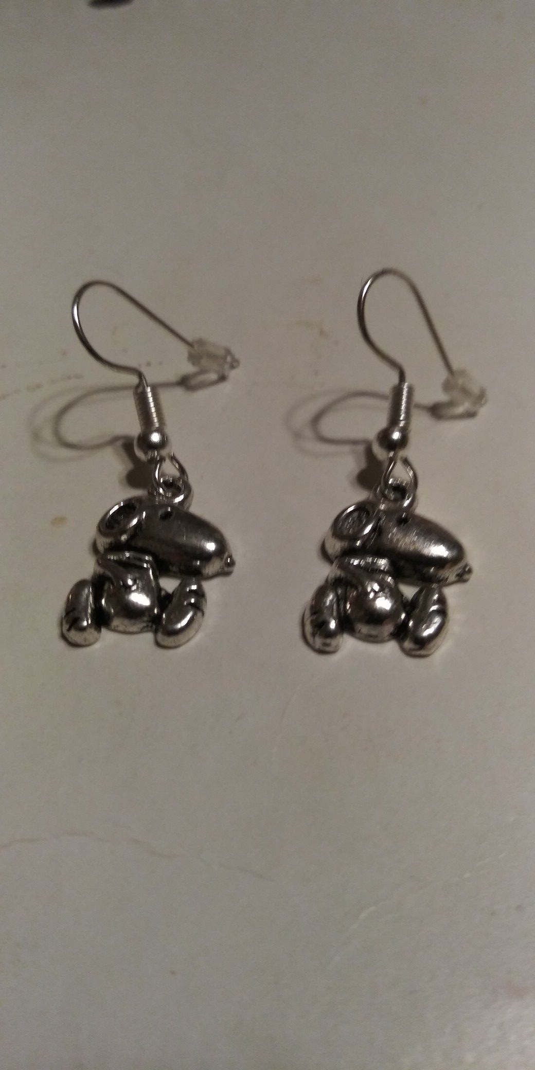 New! Snoopy earrings
