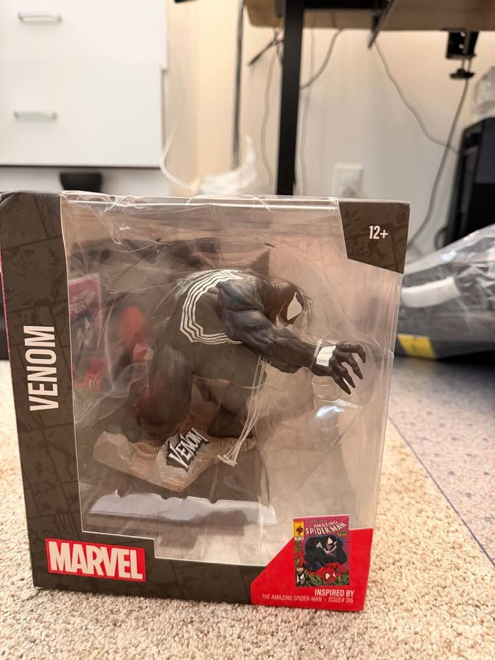 NEW McFarlane Marvel Venom #316 1/10 Scale Action Figure