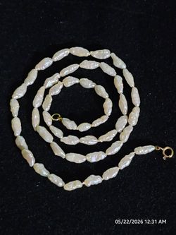 Keshi Pearl necklace