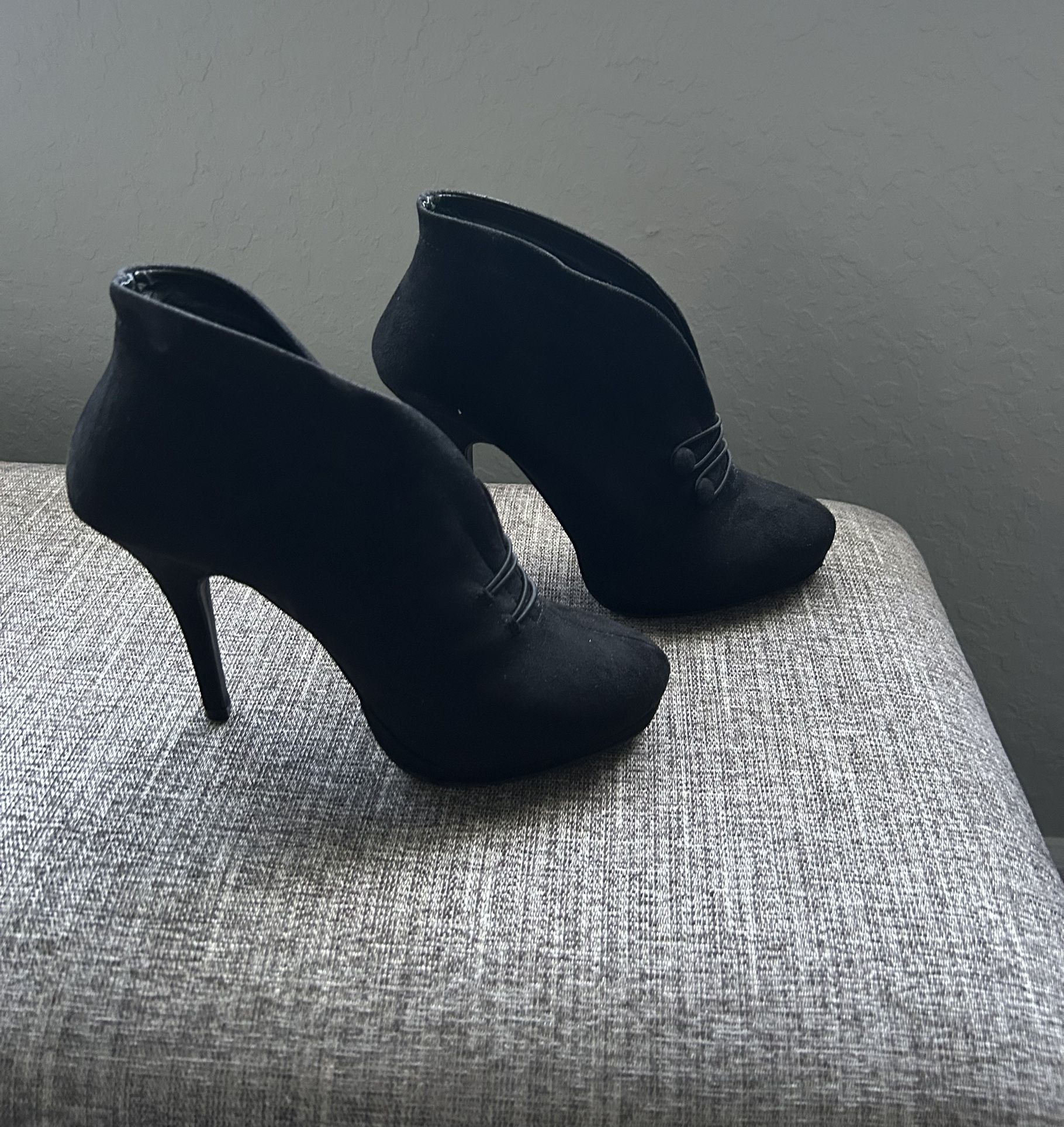 Apt 9 Ankle Boots-Size 9.5