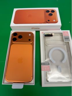 iPhone 17 pro max 256gb like new with new case,under Apple warranty ( Liberado
