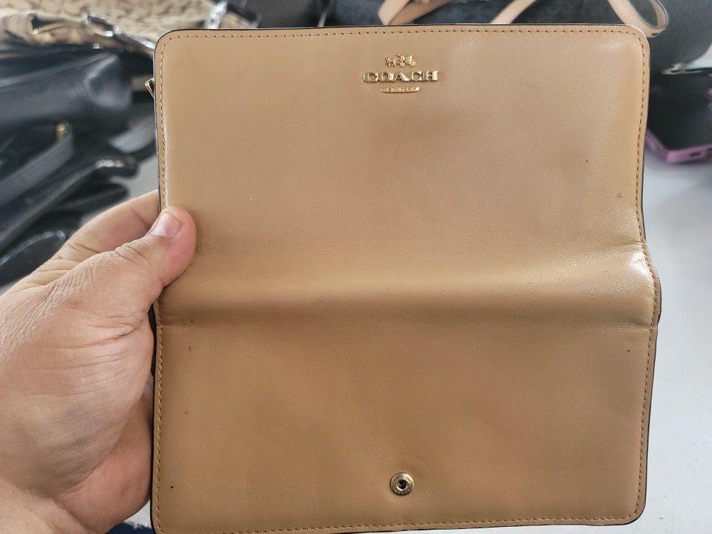 COACH leather women’s wallet