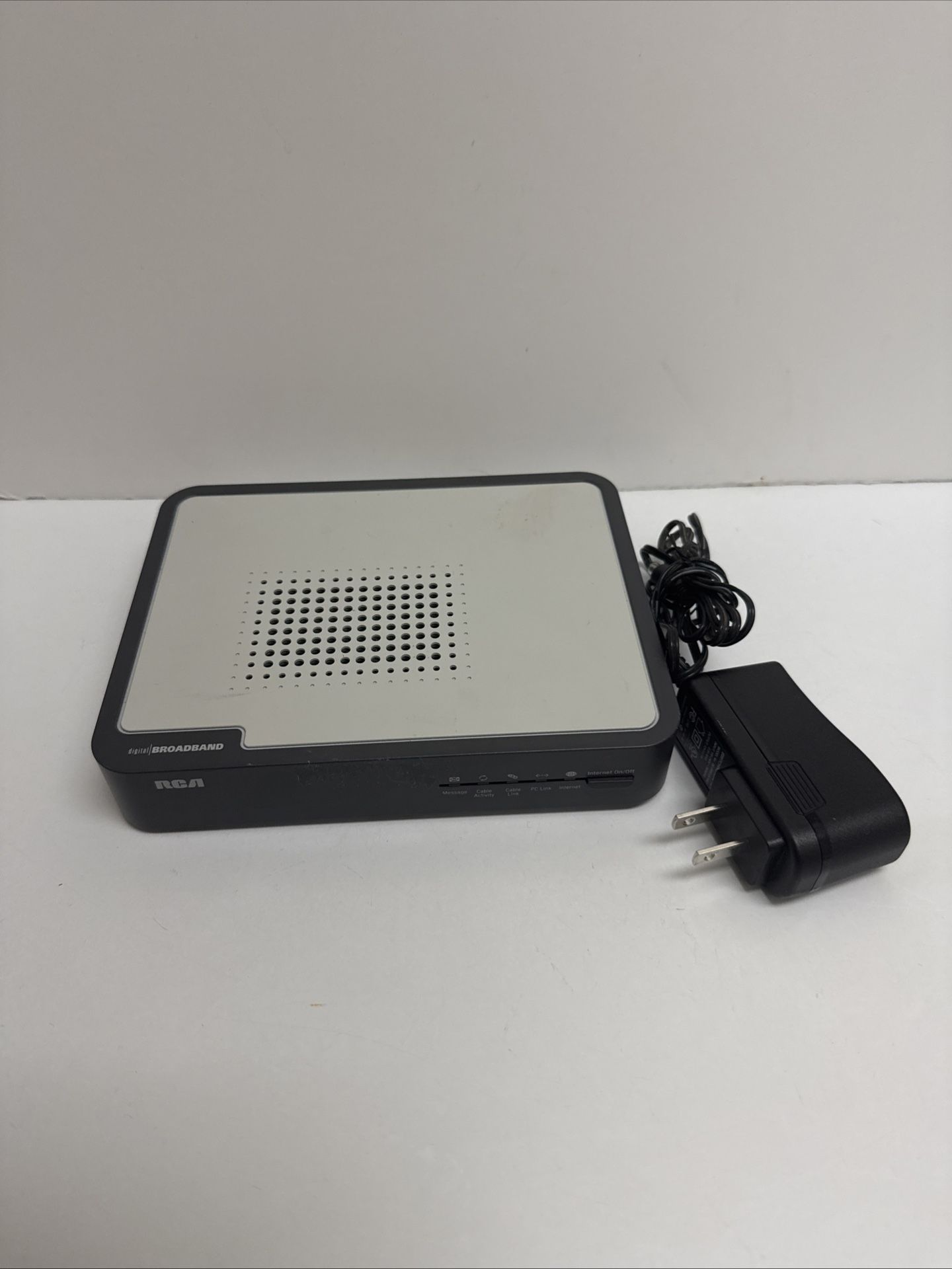 RCA DCM425 Digital Broadband Cable Modem - Power Cord- NO CABLES