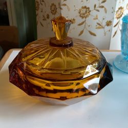 Vintage MCM Amber Yellow Viking Glass Lidded Candy Bowl Covered Dish