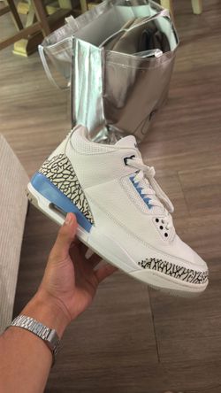 Jordan 3 Retro UNC (2020) — Men’s Size 10.5