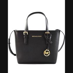 Micheal kors Crossbody 