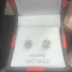 White Gold Diamond Earrings 