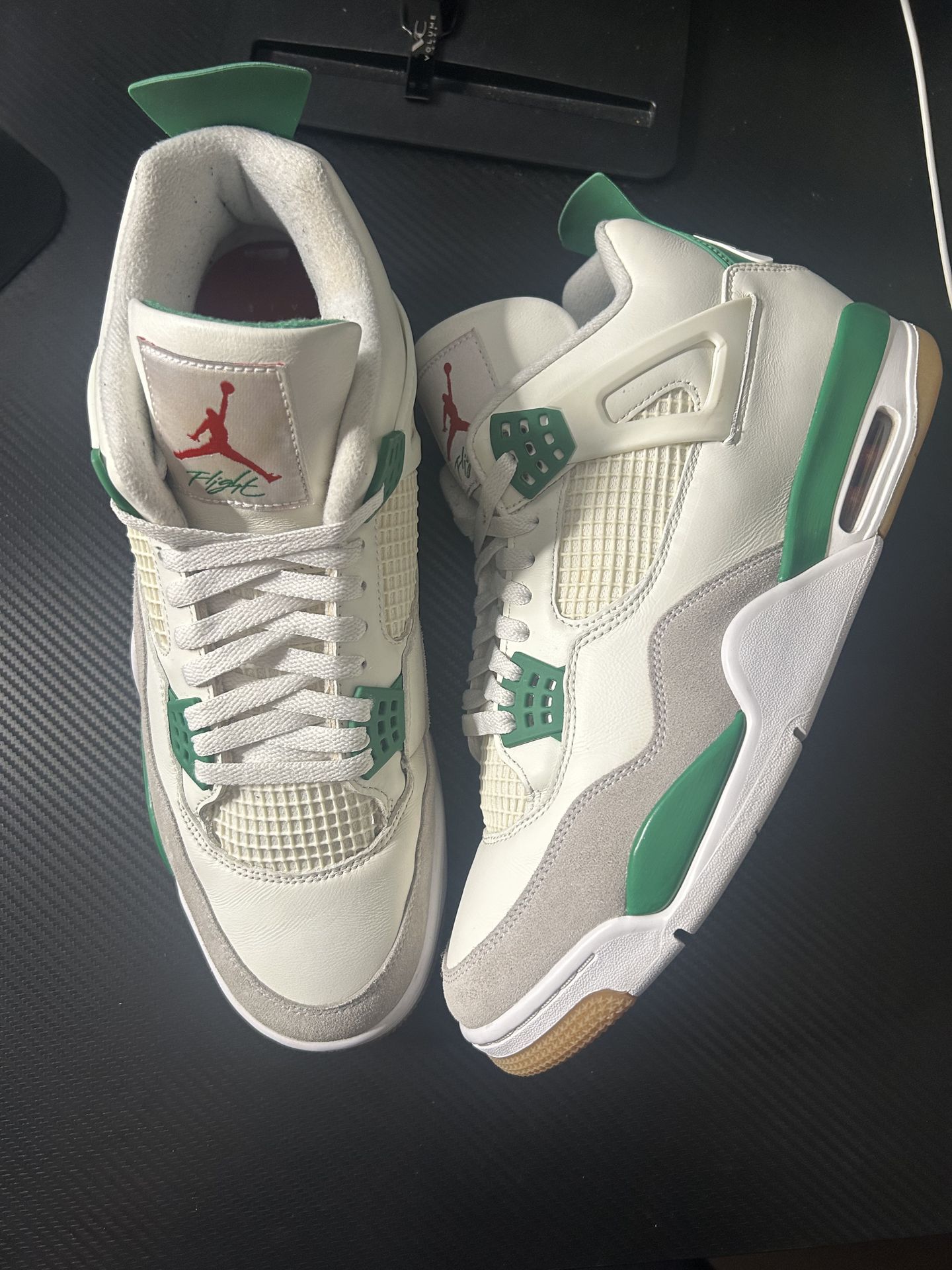 Jordan 4 SB Green Size 12 Used