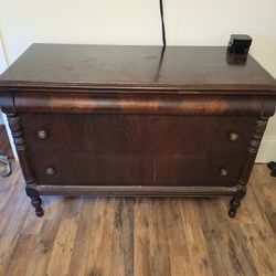 Vintage Dresser 