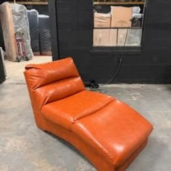 Leather Chause Lounge