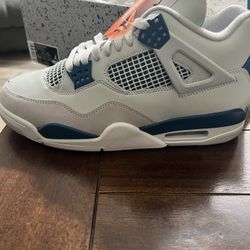 Jordan 4 