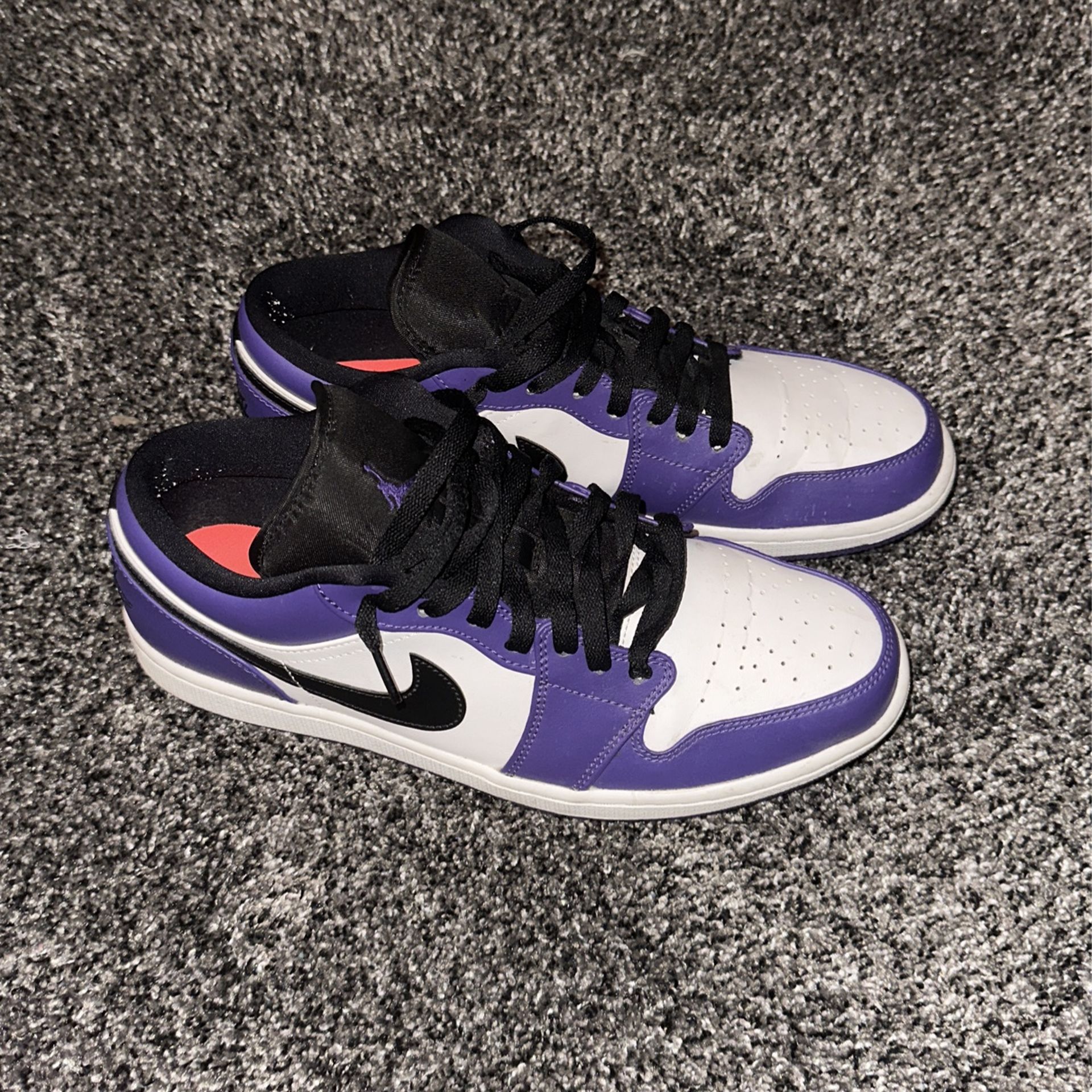 Jordan 1 Low Court Purple