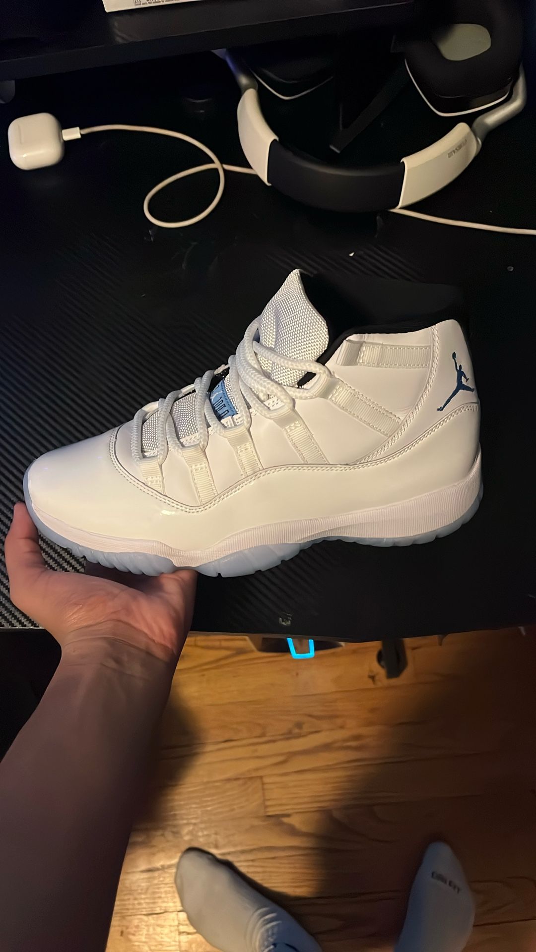 Air Jordan 11 Retro White Legend Blue Black