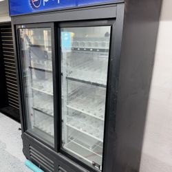 Commercial Refrigerator 