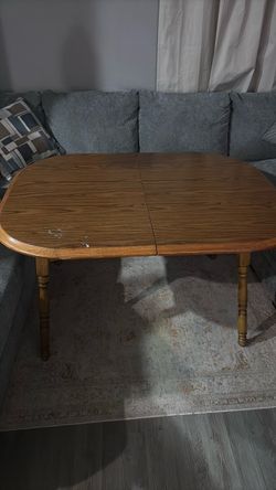 Extendable Dinning table