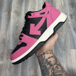 Off Whites Pink 