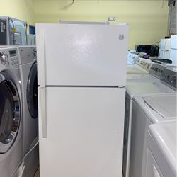 Kenmore Refrigerator Top Freezer 