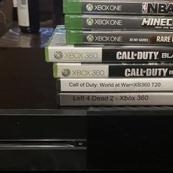 Xbox 1 With 6 Games Two Controllers