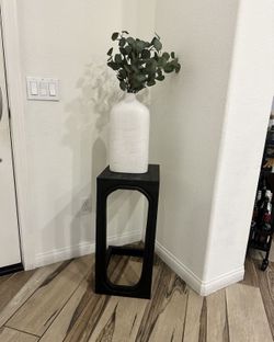 Accent Table 