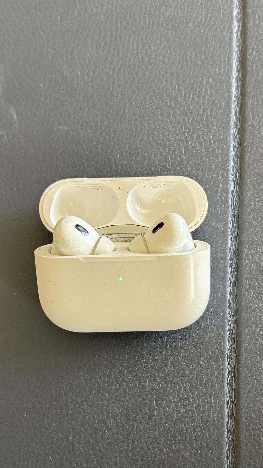 AirPod Pro 1st Gen With Lightning Charging