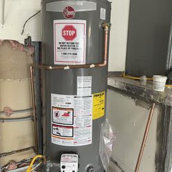 Gas Water heater (Calentador De Agua de Gas) for Sale in Miami, FL - OfferUp