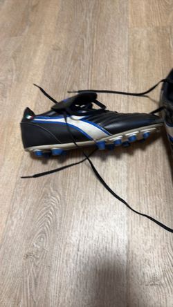 Diadora cleats size 8