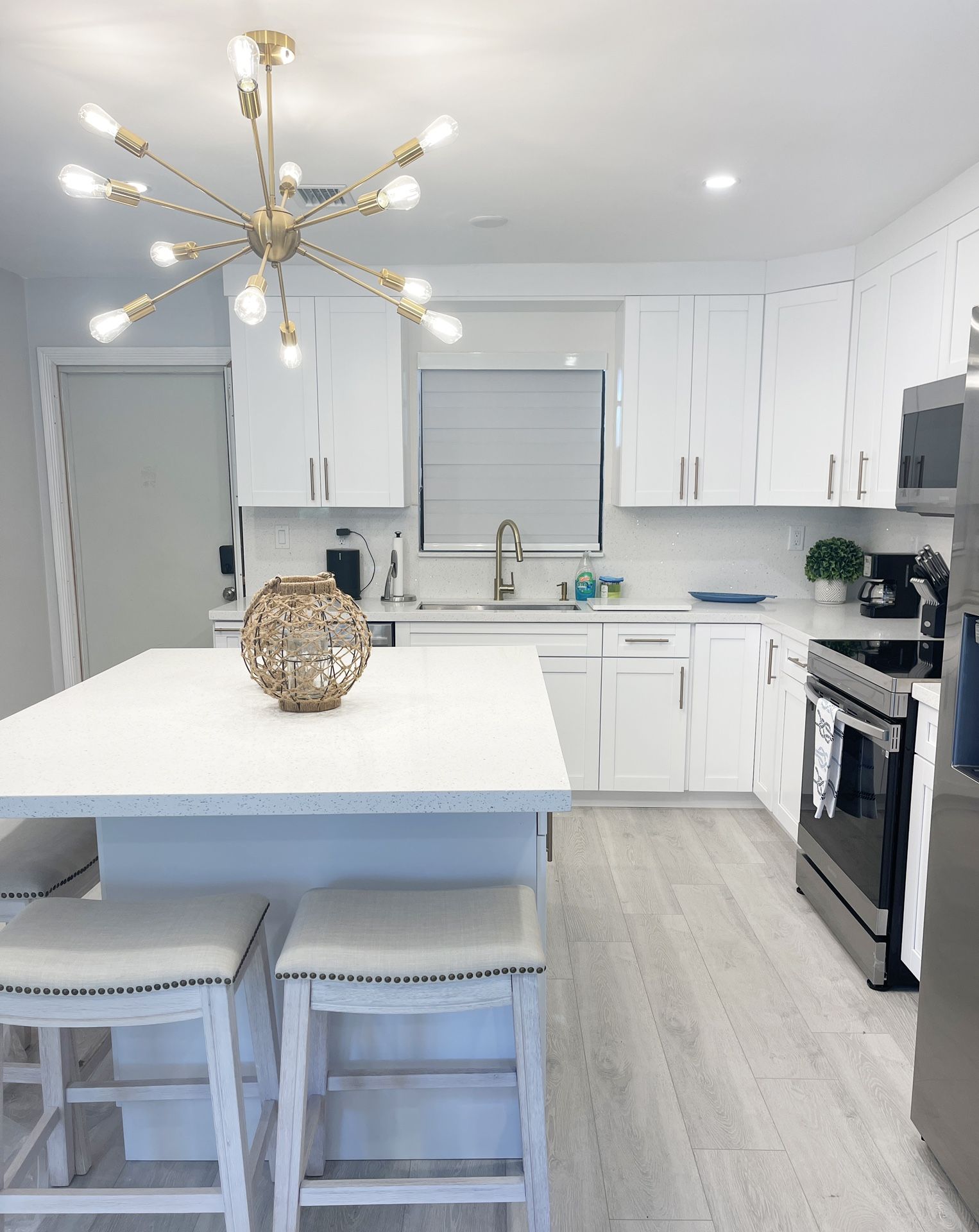 All kinds of Blinds and Shades