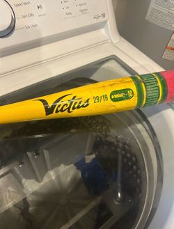 Victus Pencil Bat       OBO
