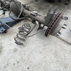 Chevy Tahoe Differential axle Part 2003/2002